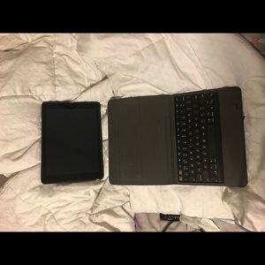 iPad with zagg case and key board